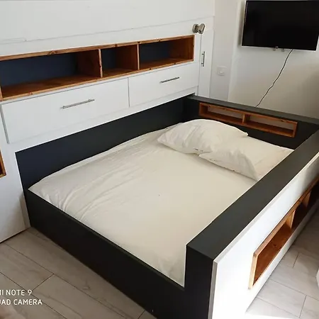 Apartment Hyper Centre:studio Cosy Et Calme *